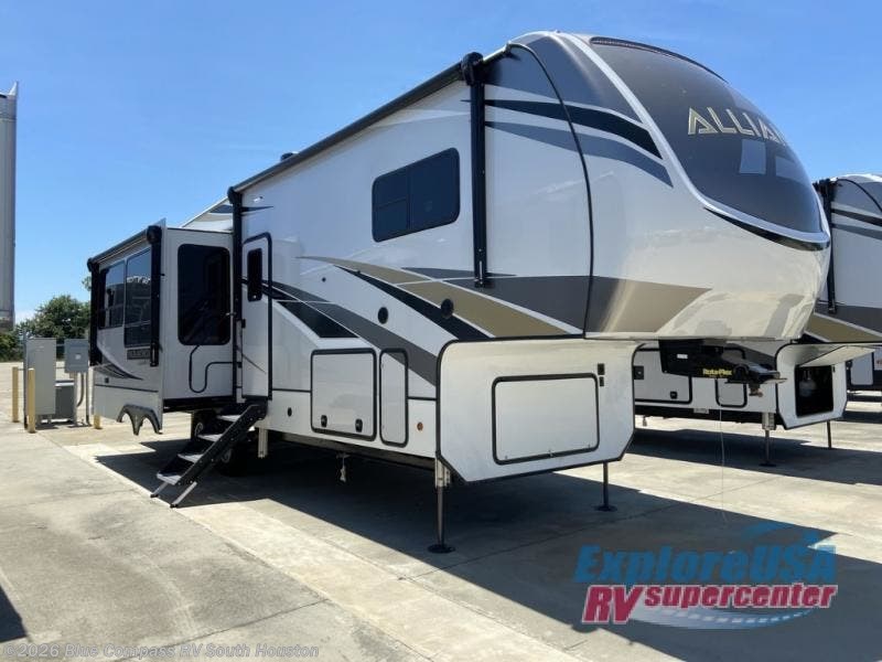 2020 Alliance RV Paradigm 310RL RV for Sale in Houston, TX 77511