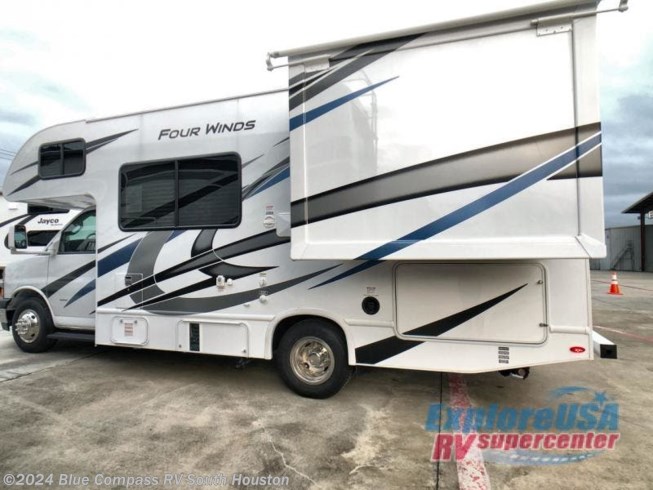 2021 Thor Motor Coach Four Winds 22B - New Class C For Sale by ExploreUSA RV Supercenter - ALVIN, TX in Houston, Texas features Slideout