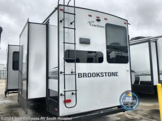 2022 Brookstone BKF374RK by Coachmen from ExploreUSA RV Supercenter - HOUSTON in Houston, Texas