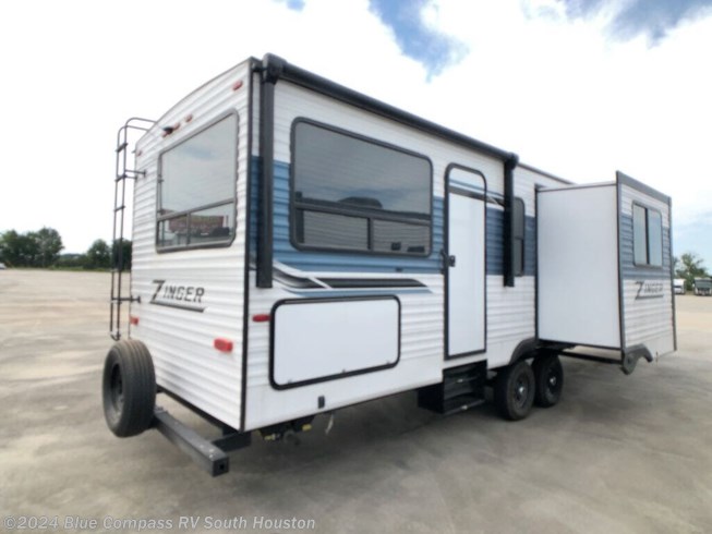 2023 CrossRoads Zinger ZR341RK - New Travel Trailer For Sale by Blue Compass RV South Houston in Alvin, Texas