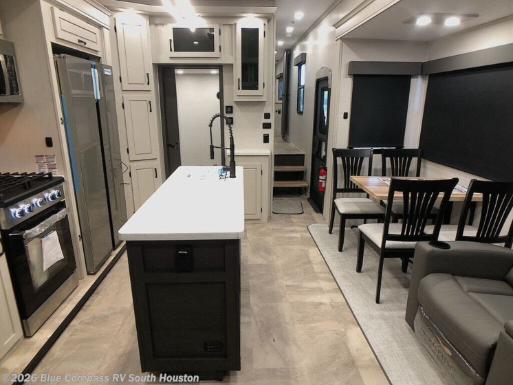 Brookstone Diamond Rv 2026 Coachmen Brookstone 398MBL RV for Sale in Alvin, TX 77511 ...