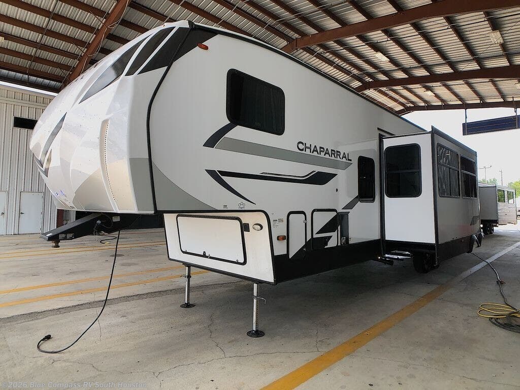 2026 Chaparral 381DBL by Coachmen from Blue Compass RV South Houston in Alvin, Texas