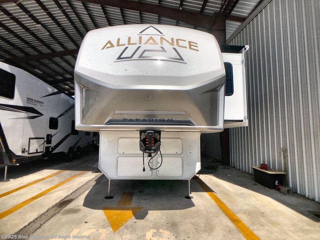 2026 Alliance RV Paradigm 388SP - New Fifth Wheel For Sale by Blue Compass RV South Houston in Alvin, Texas
