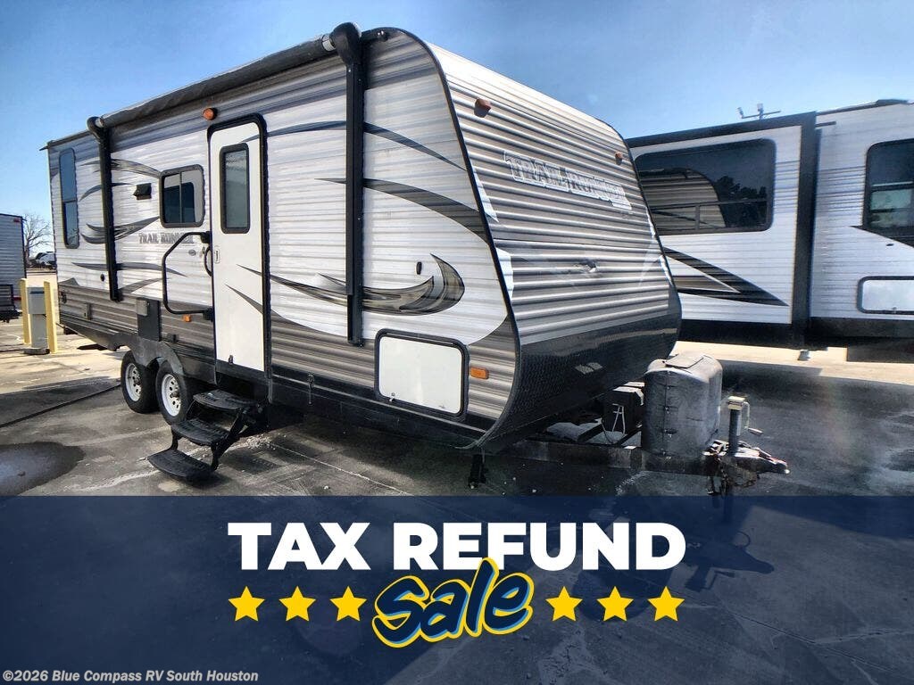 2015 Heartland Trail Runner 21SLE - Used Travel Trailer For Sale by Blue Compass RV South Houston in Alvin, Texas