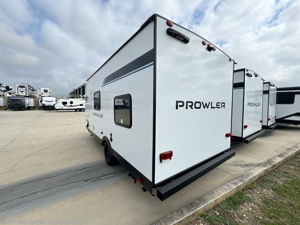 2025 Prowler 17BHLX by Heartland from Blue Compass RV South Houston in Alvin, Texas