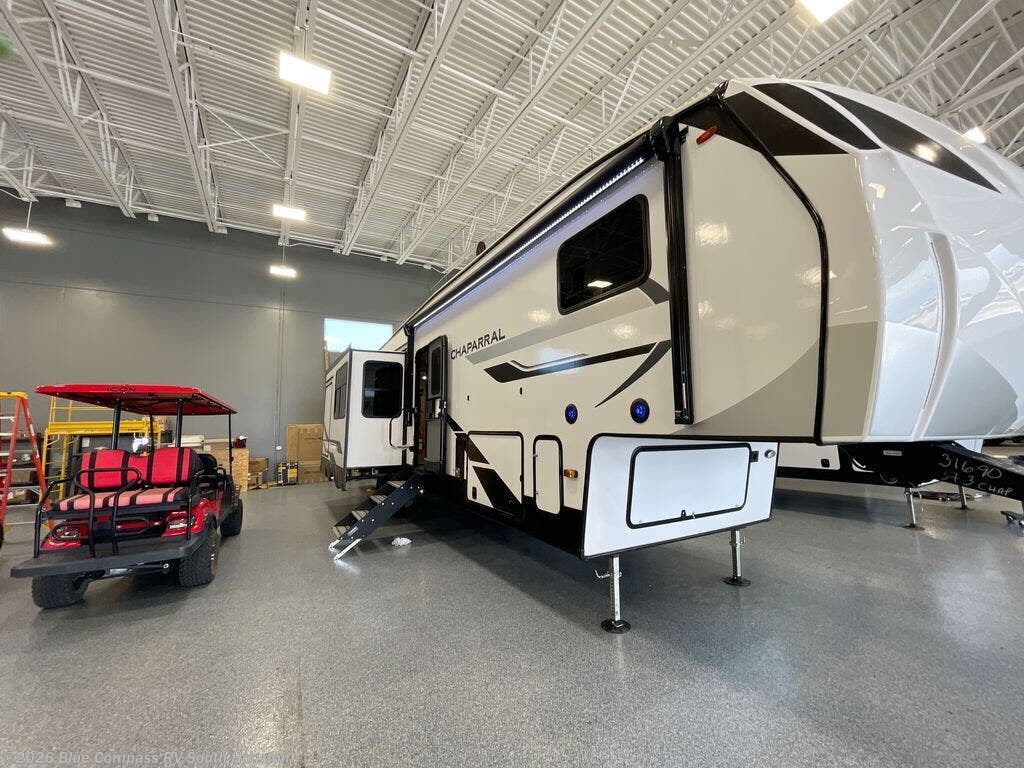 2026 Chaparral 373MBRB by Coachmen from Blue Compass RV South Houston in Alvin, Texas