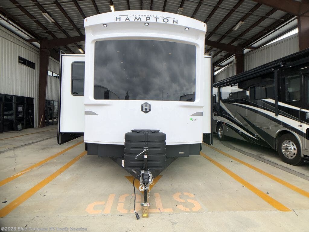 2026 Hampton 372FDB by CrossRoads from Blue Compass RV South Houston in Alvin, Texas