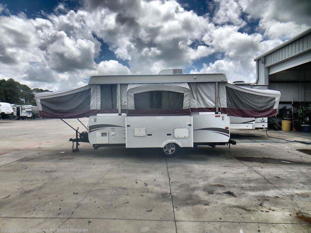 Used 2009 Fleetwood NIAGARA 4333 available in Alvin, Texas