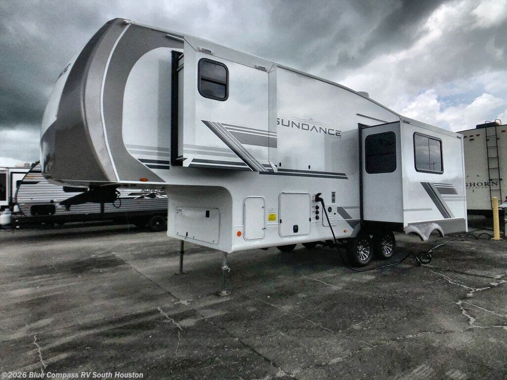 2027 Sundance XLT 24ML by Heartland from Blue Compass RV South Houston in Alvin, Texas