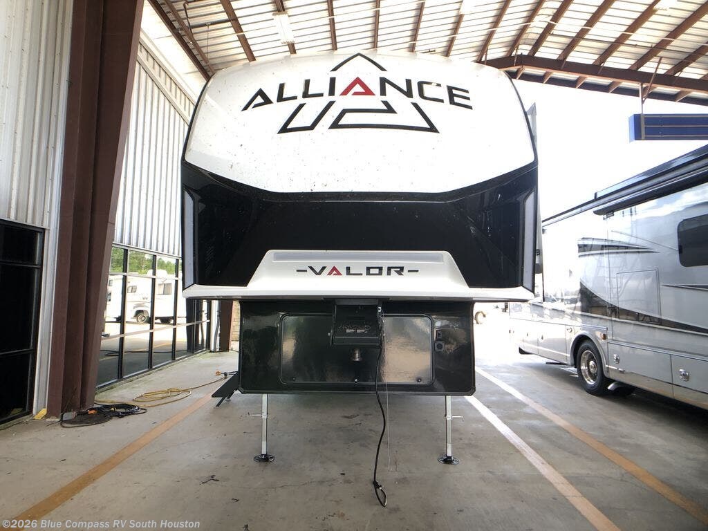 2027 Valor All-Access 32A10 by Alliance RV from Blue Compass RV South Houston in Alvin, Texas