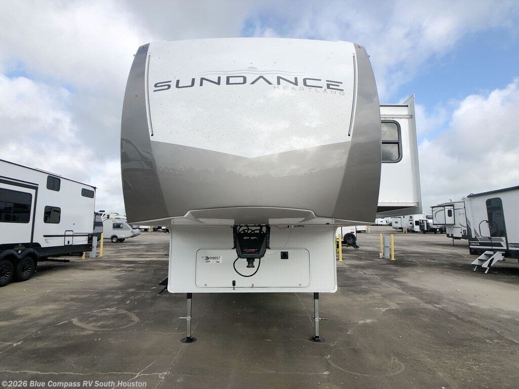 2027 Sundance 32RLBS by Heartland from Blue Compass RV South Houston in Alvin, Texas