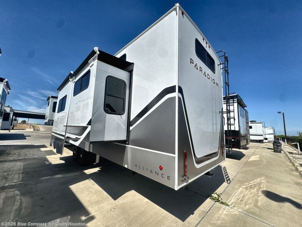 2026 Paradigm 395DS by Alliance RV from Blue Compass RV South Houston in Alvin, Texas