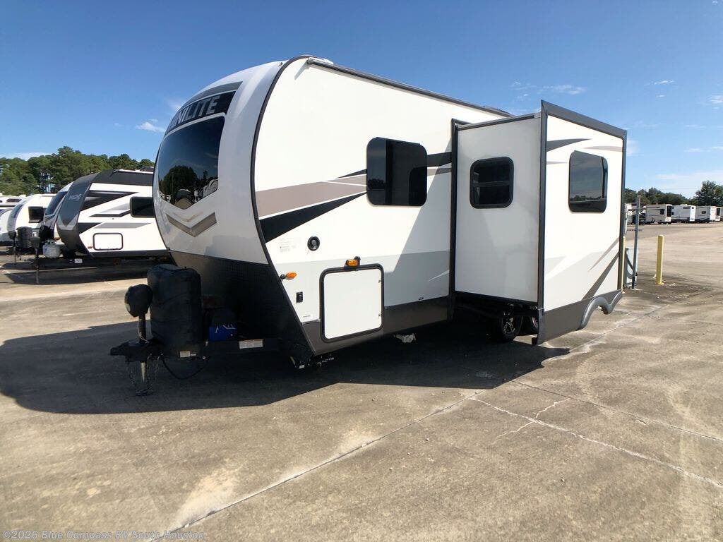Used 2023 Forest River Rockwood Mini Lite 2205S available in Alvin, Texas
