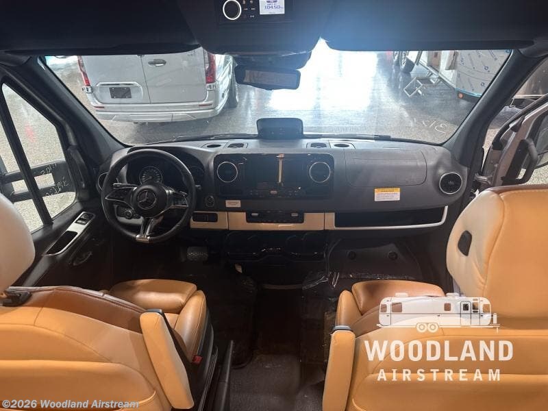 2026 Atlas 25MS Murphy Suite by Airstream from Woodland Airstream in Grand Rapids, Michigan