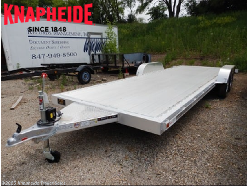 New 2023 Featherlite 3182 22&apos; Long available in McHenry, Illinois