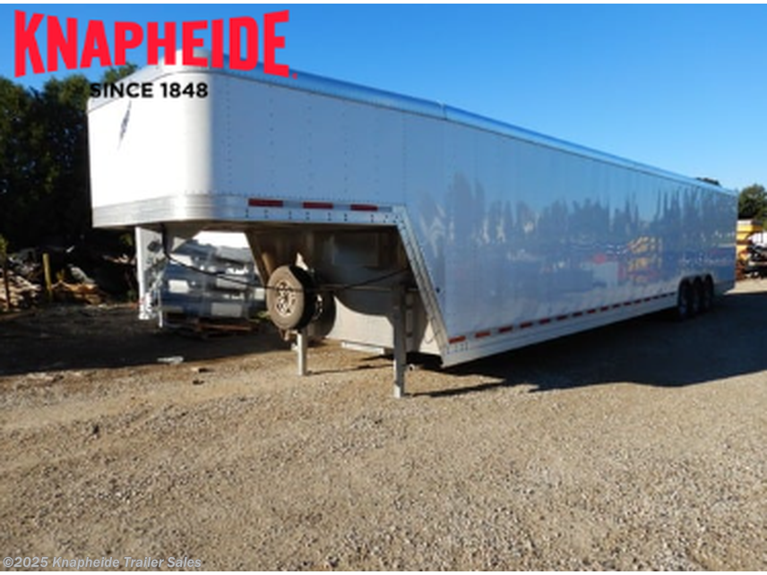 New 2023 Featherlite 4941 40&apos; Long available in McHenry, Illinois