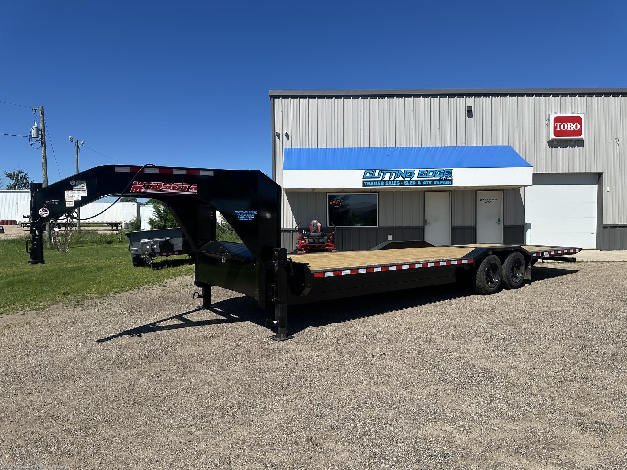 2026 Midsota STWB Gooseneck hydraulic beavertail