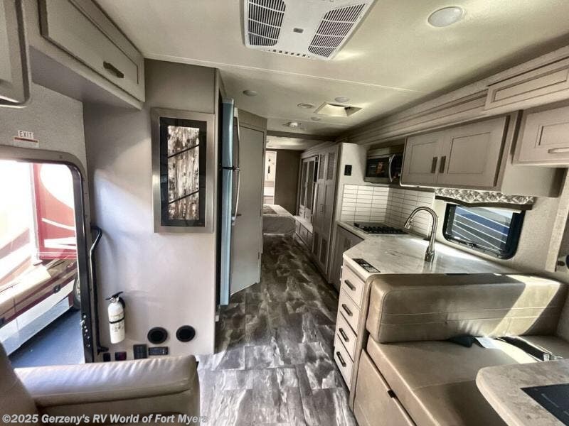 2023 Thor Motor Coach Omni BT36 RV for Sale in Fort Myers, FL 33905 ...