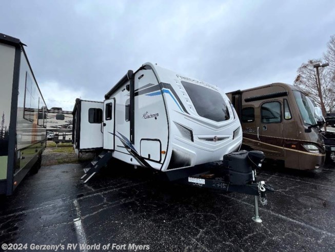 Used 2023 Coachmen Freedom Express 326BHDS available in Port Charlotte, Florida