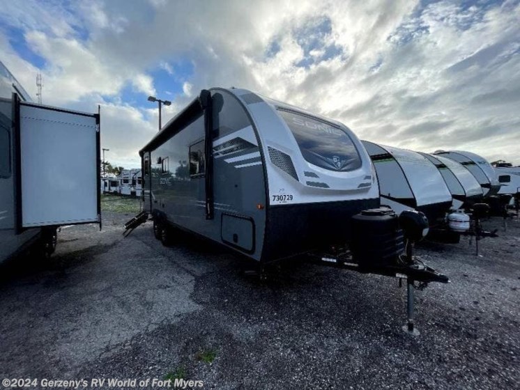 New 2024 Venture RV Sonic SN231VRL available in Port Charlotte, Florida