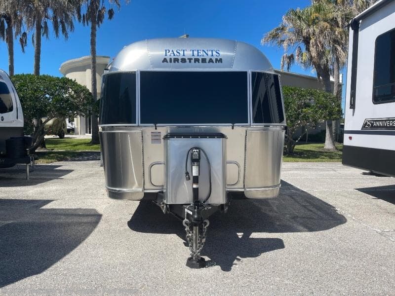 2023 International 27FB by Airstream from Gerzeny's RV World - Fort Myers in Fort Myers, Florida