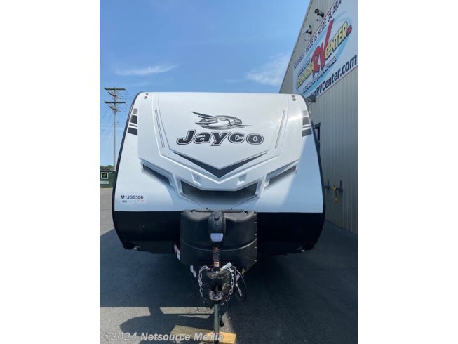 2022 Jayco Jay Feather 24BH - New Travel Trailer For Sale by Delmarva RV Center in Smyrna in Smyrna, Delaware