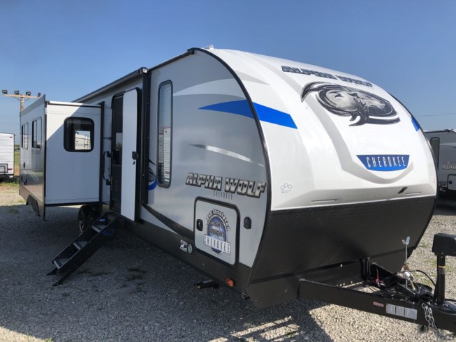 2020 Forest River Cherokee Alpha Wolf 26RL-L RV for Sale in Bunker Hill, IN 46914 | B000154 2020 Forest River Cherokee Alpha Wolf 26rl-l