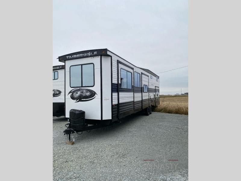 2023 Forest River Timberwolf 39SR RV for Sale in Bunker Hill, IN 46914