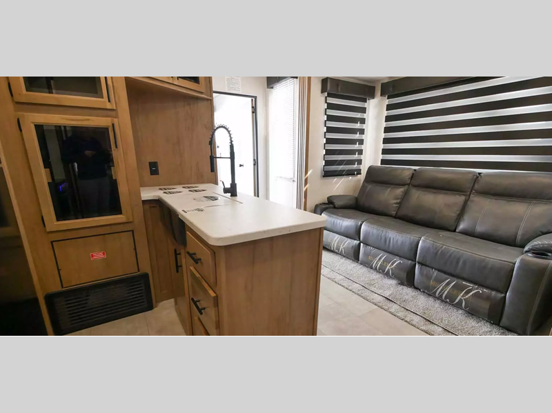 2026 Vengeance Rogue SUT 32SUT by Forest River from RV Dynasty in Bunker Hill, Indiana