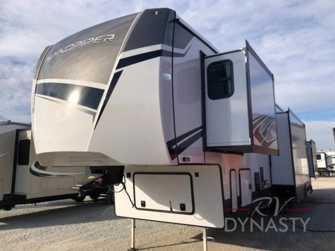 2024 Sandpiper 4002FB by Forest River from RV Dynasty in Bunker Hill, Indiana