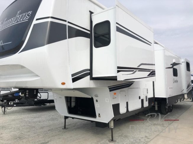 2024 Columbus 375BH by Palomino from RV Dynasty in Bunker Hill, Indiana