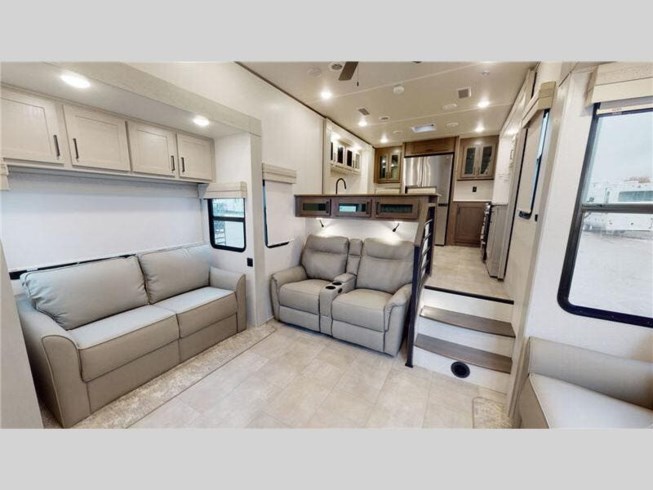 2024 Columbus 388FK by Palomino from RV Dynasty in Bunker Hill, Indiana