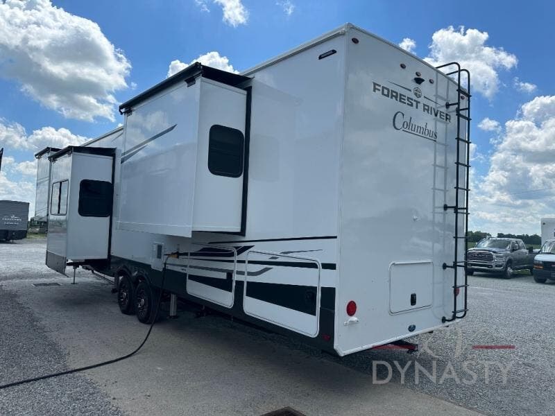 New 2025 Palomino Columbus 388FKH available in Bunker Hill, Indiana