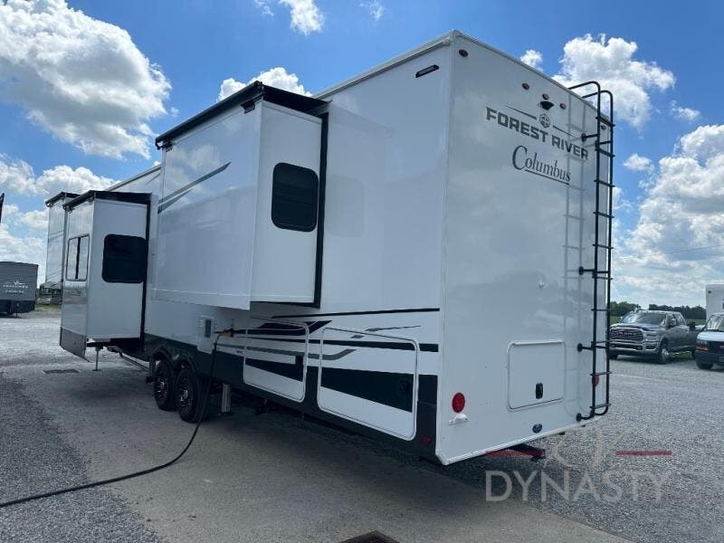 New 2025 Palomino Columbus 388FKH available in Bunker Hill, Indiana