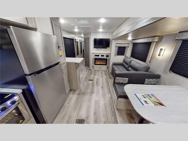 2026 Catalina Destination Series 39MKTS by Coachmen from RV Dynasty in Bunker Hill, Indiana
