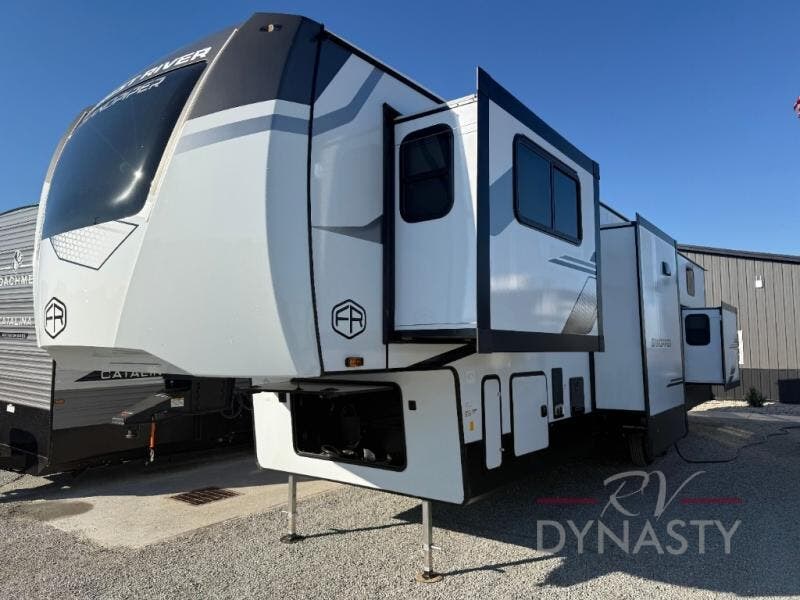 2026 Sandpiper 3990FL by Forest River from RV Dynasty in Bunker Hill, Indiana