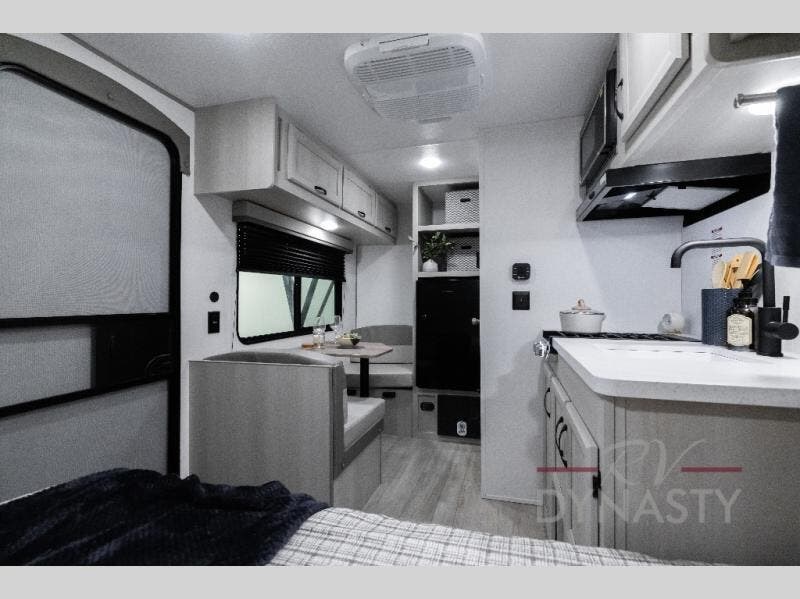 2027 Catalina Summit Series 7 134RDX by Coachmen from RV Dynasty in Bunker Hill, Indiana