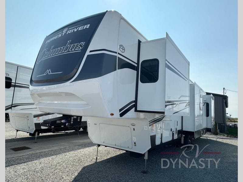 2025 Columbus 376DS by Palomino from RV Dynasty in Bunker Hill, Indiana