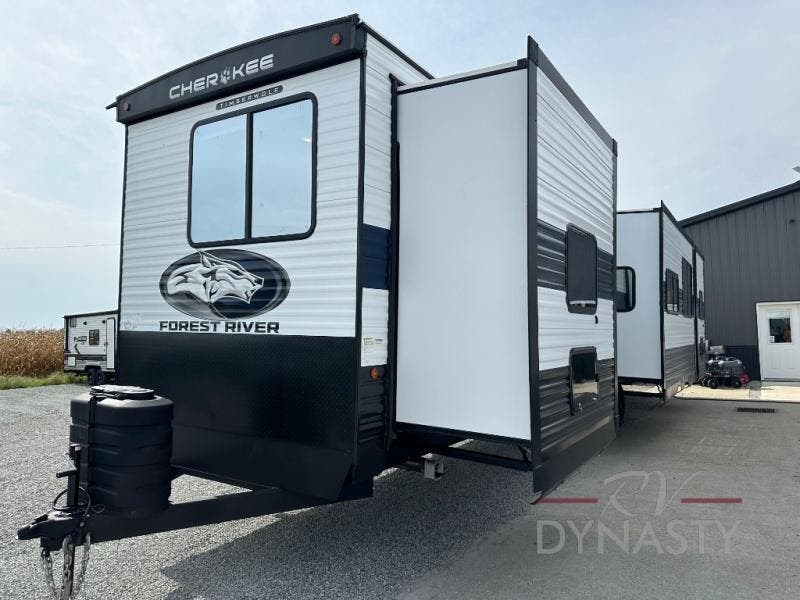 2026 Cherokee Timberwolf 39HBA by Forest River from RV Dynasty in Bunker Hill, Indiana