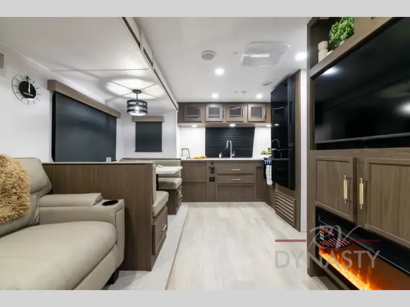 New 2027 Coachmen Freedom Express Ultra Lite 259FKDS available in Bunker Hill, Indiana