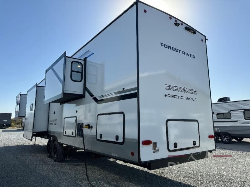 New 2026 Forest River Cherokee Arctic Wolf Suite 3950SUITE available in Bunker Hill, Indiana