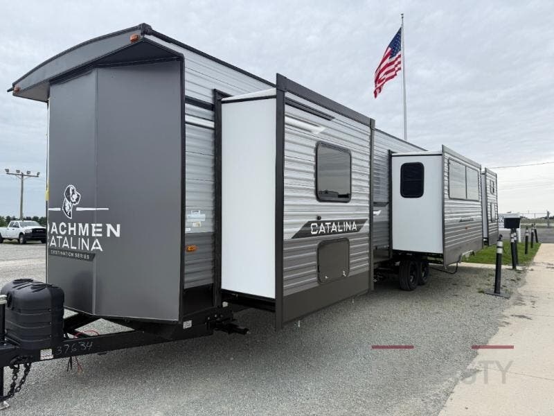 2026 Catalina Destination Series 40BHTS by Coachmen from RV Dynasty in Bunker Hill, Indiana