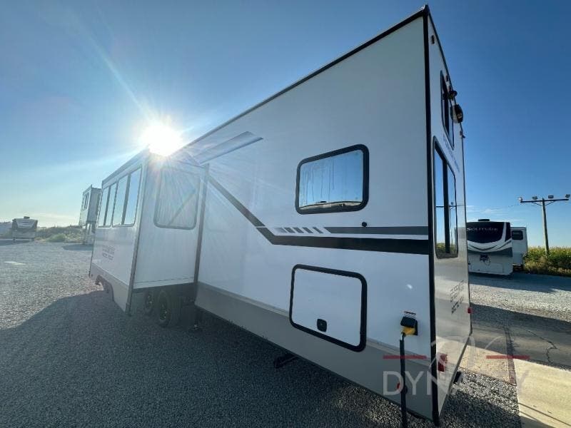 2026 Cherokee Arctic Wolf Suite 3750SUITE by Forest River from RV Dynasty in Bunker Hill, Indiana