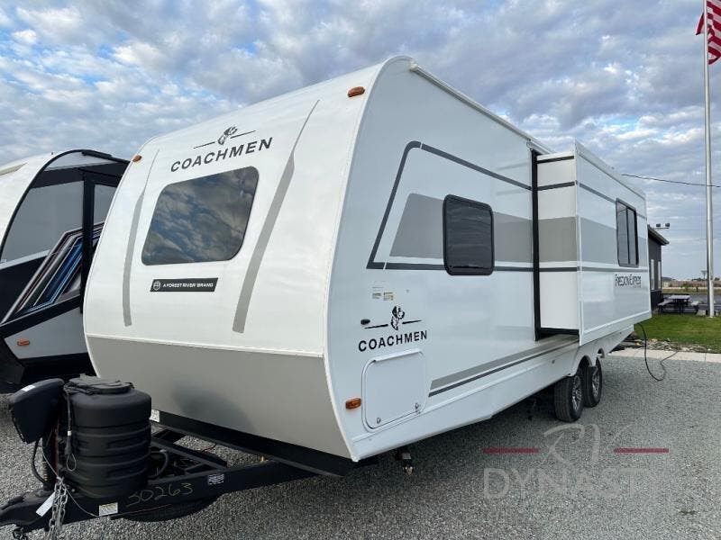 2026 Freedom Express Select 247SE by Coachmen from RV Dynasty in Bunker Hill, Indiana