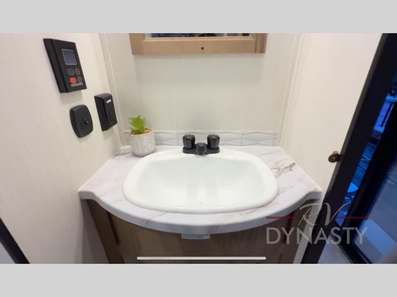 2025 Forest River Cherokee Timberwolf 27MDK RV for Sale in Bunker Hill