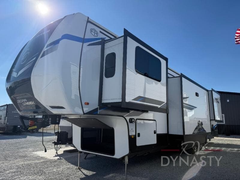 2025 Cedar Creek 381MUD by Forest River from RV Dynasty in Bunker Hill, Indiana