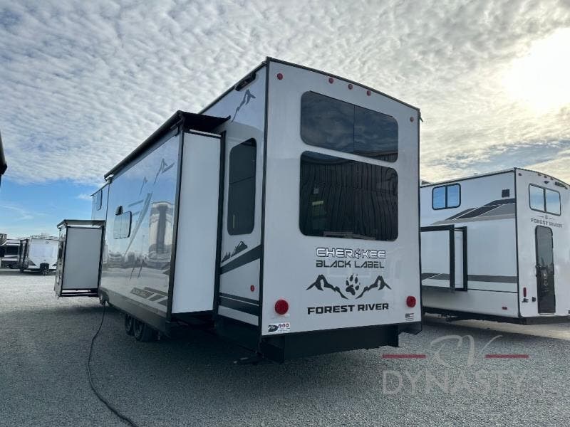 2025 Forest River Cherokee Timberwolf Black Label 39DLBL RV for Sale in ...