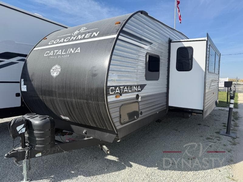 2026 Catalina Trail Blazer 27THS by Coachmen from RV Dynasty in Bunker Hill, Indiana