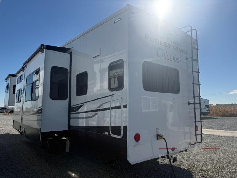 2027 Columbus 379MBL by Forest River from RV Dynasty in Bunker Hill, Indiana