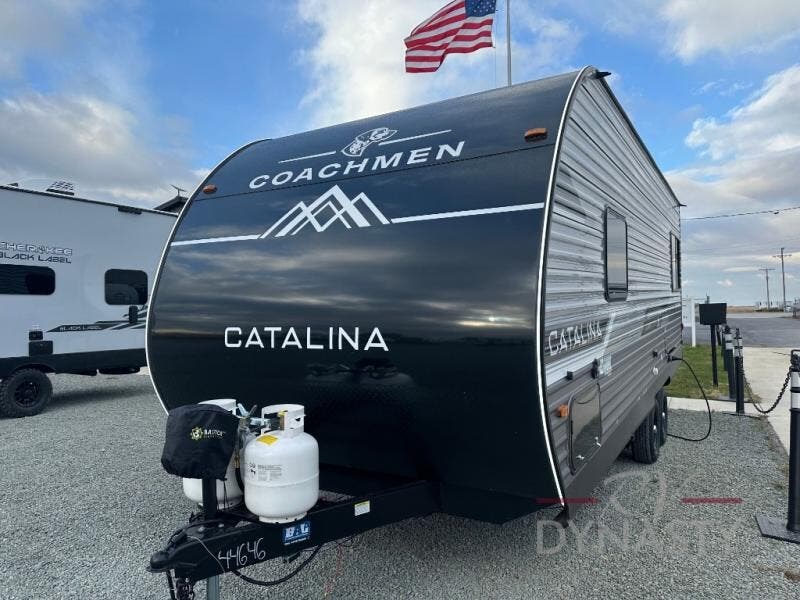 2026 Catalina Summit Series 8 221EPIC by Coachmen from RV Dynasty in Bunker Hill, Indiana